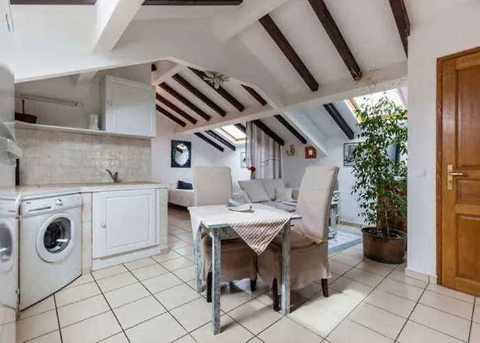 Studio Le Petit Nid D\'Amour Meuble Tourisme 3 Etoiles Poggio